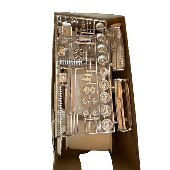 Rare 1962 Hardtop Customizing Kit With Engine  AMT Model Corporation  3 In 1  Vi - Picture 8 of 9